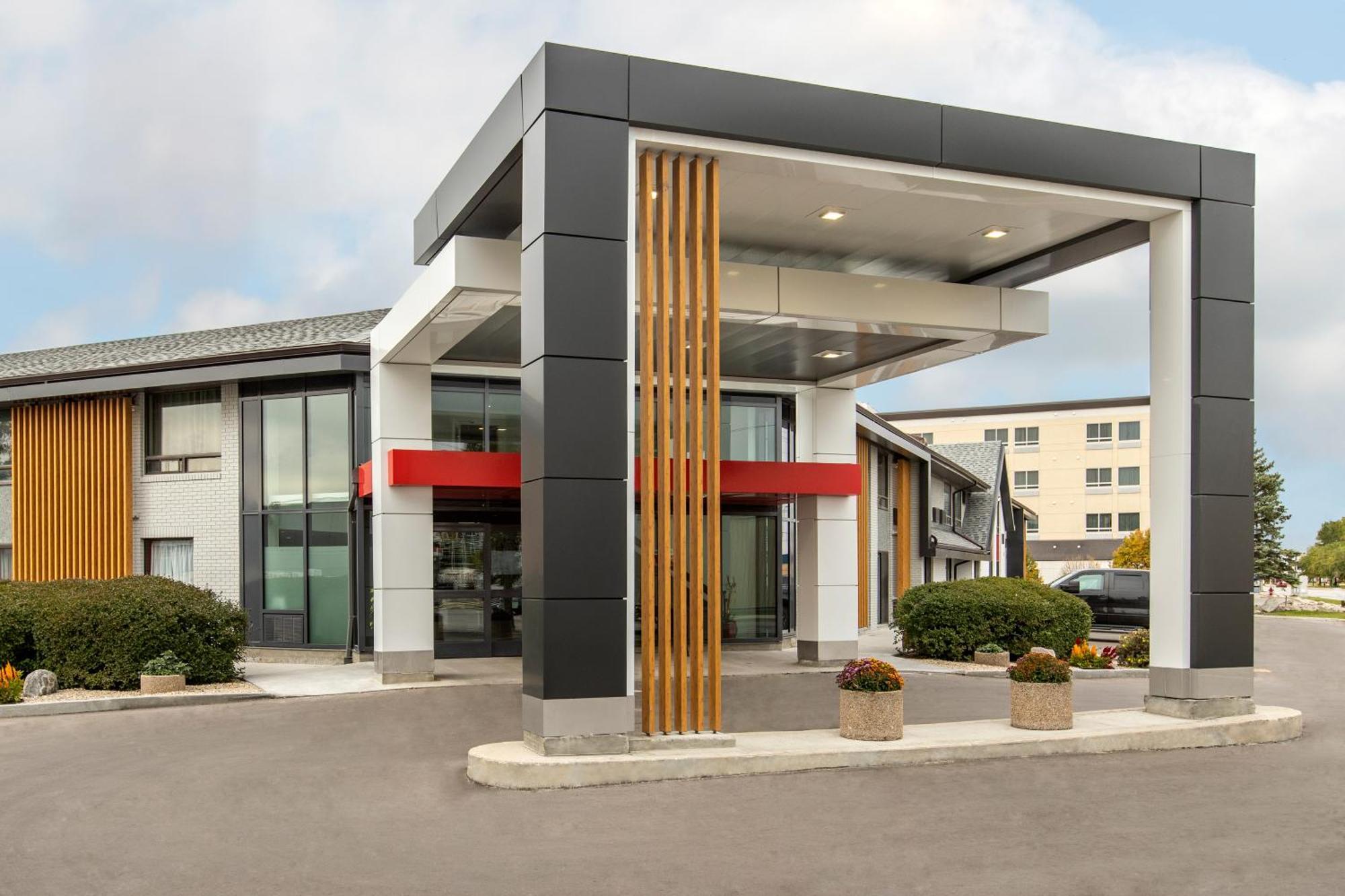 Comfort Inn East Sudbury Exterior foto